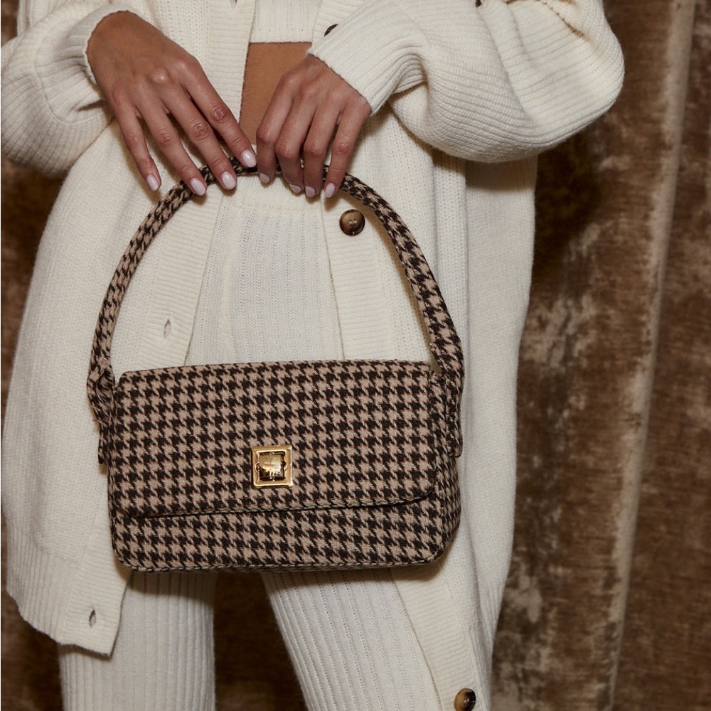 Shoulder bag